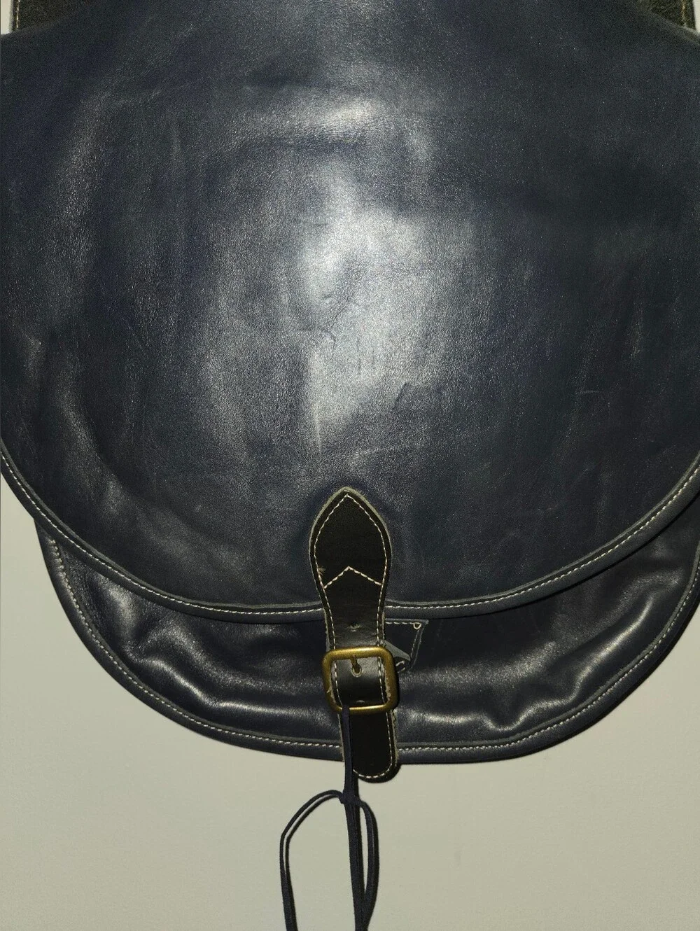 Charlie Leather Crossbody Bag in Dark  Blue